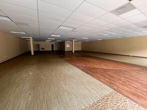 1531 Cinema Dr, Statesville, NC for lease Interior Photo- Image 2 of 4