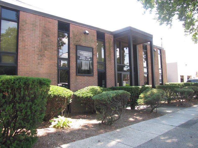 44 Broadway, Greenlawn, NY for sale - Building Photo - Image 1 of 1