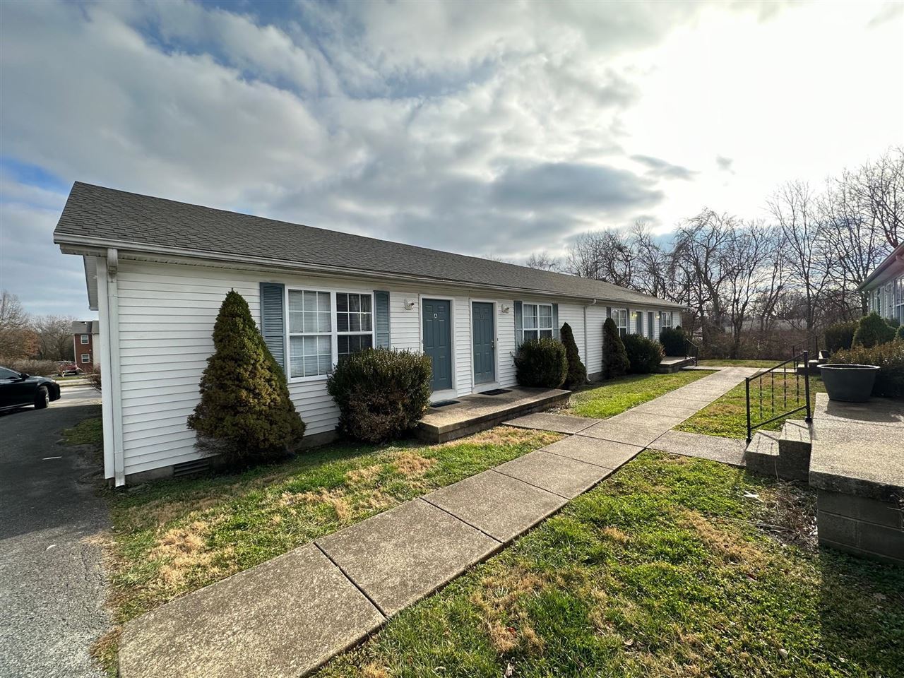 120 Amy Ave, Bowling Green, KY for sale Primary Photo- Image 1 of 1