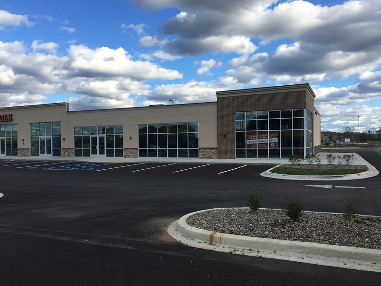 250 Emily Dr, Clarksburg, WV for lease - Image 1 of 5
