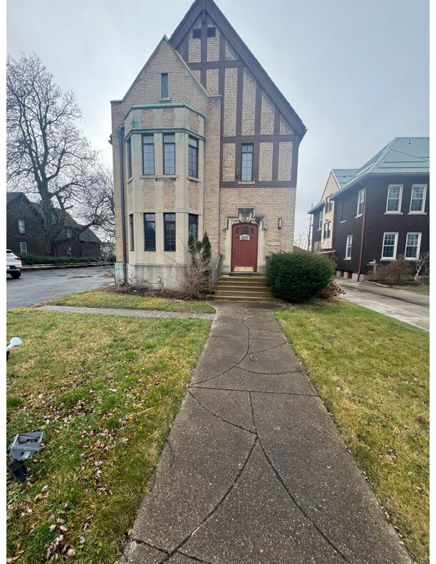 561 Ridge Rd, Lackawanna, NY for sale Primary Photo- Image 1 of 20