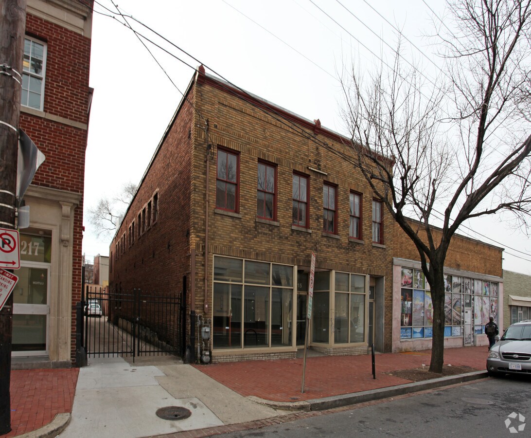 12131215 Good Hope Rd SE, Washington, DC 20020