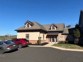 Doylestown Crest Office Building - Live-Work Space