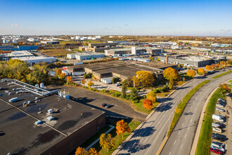 3800 Boul Du Tricentenaire, Montréal, QC - AERIAL  map view