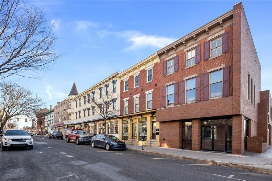 34 W State St, Doylestown, PA for sale - Building Photo - Image 1 of 1