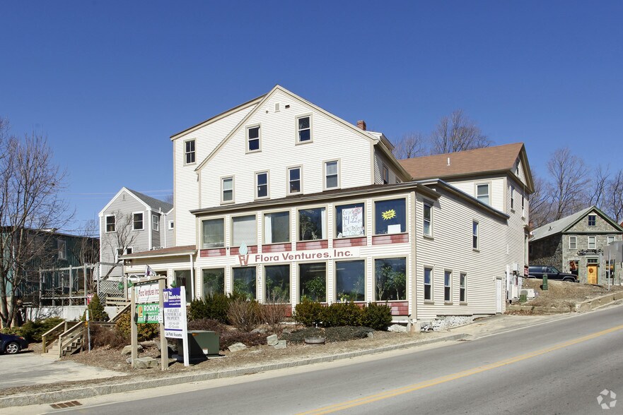 165 Main St, Newmarket, NH 03857 Retail for Sale