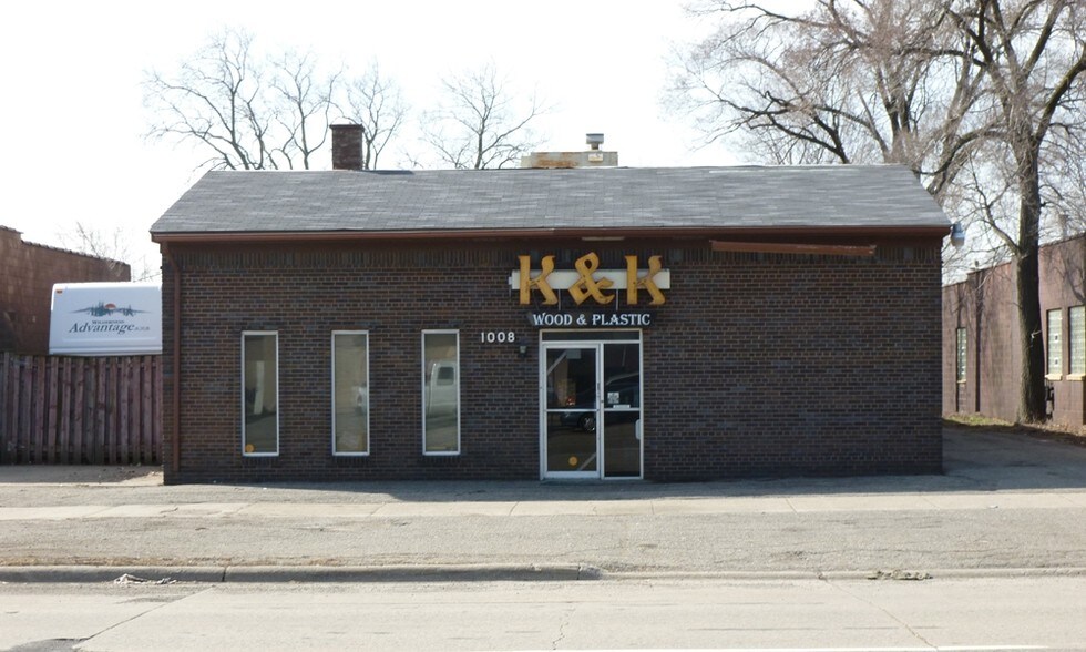 1008 E 10 Mile Rd, Hazel Park, MI for sale - Primary Photo - Image 1 of 1