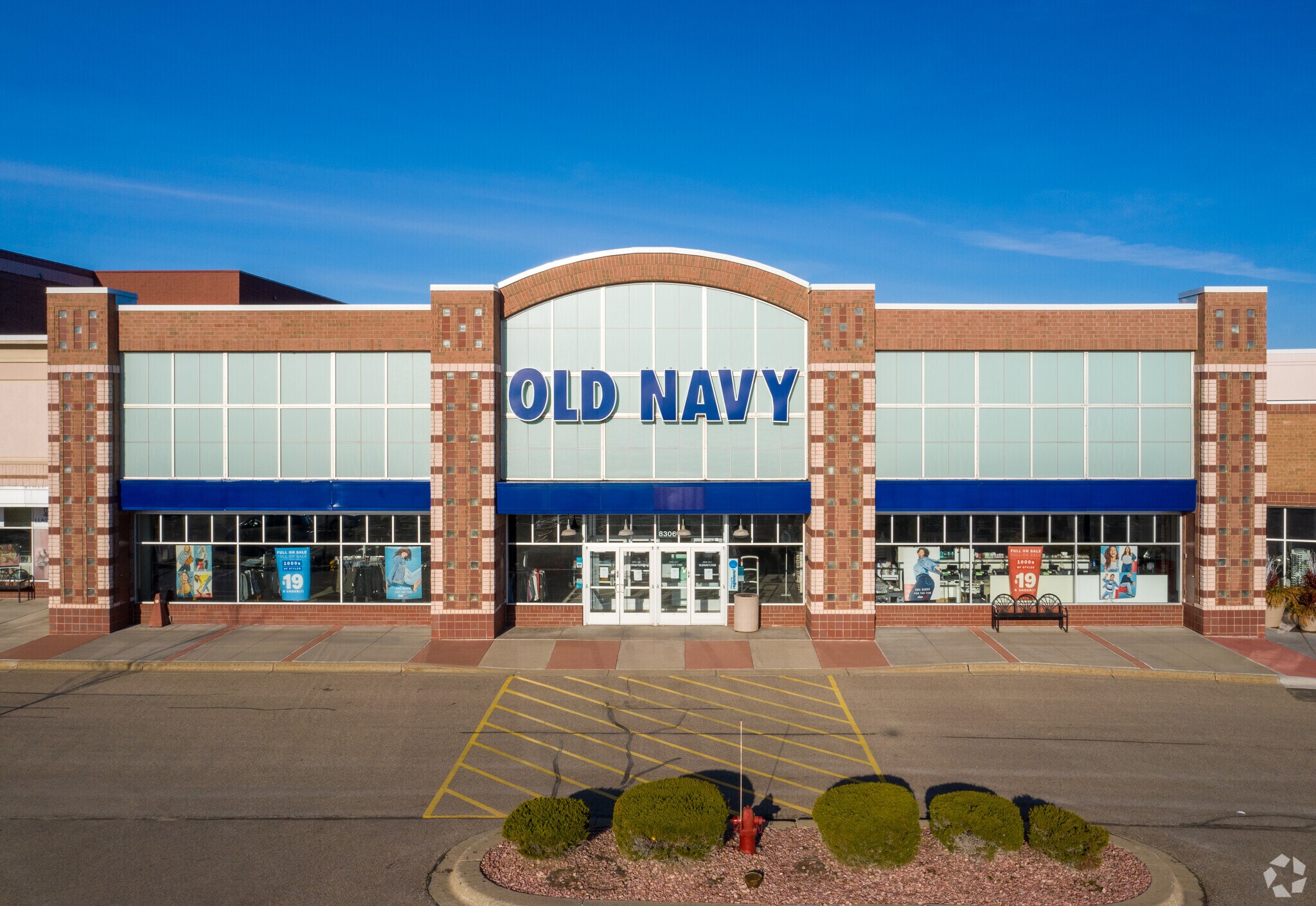 83488362 Tamarack Vlg, Woodbury, MN 55125 Tamarack Village