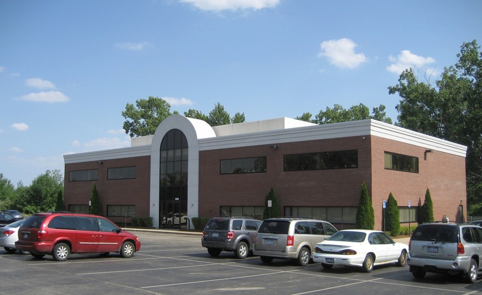 6060 Stoney View Dr, Shelby Township, MI for lease - Building Photo - Image 1 of 4