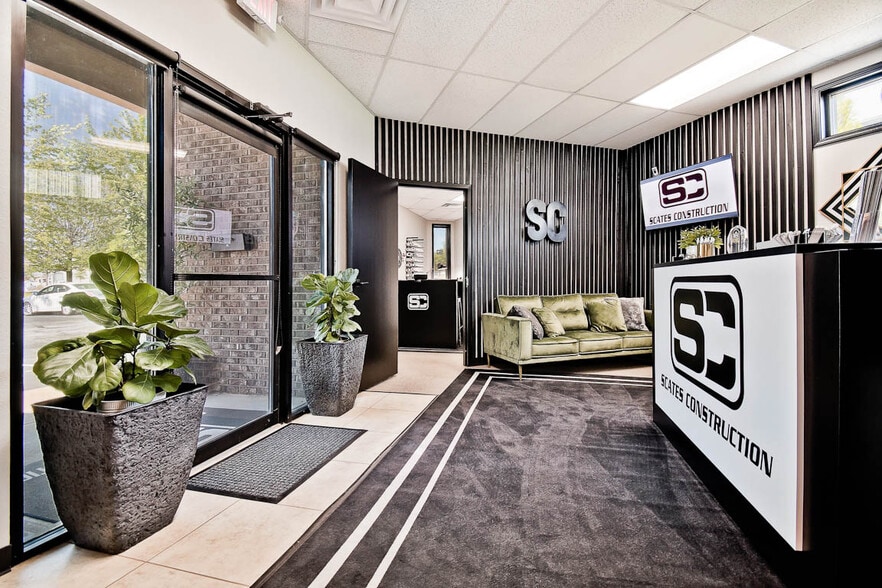 1700 Industrial Drive, Rogers, AR for sale - Interior Photo - Image 2 of 25