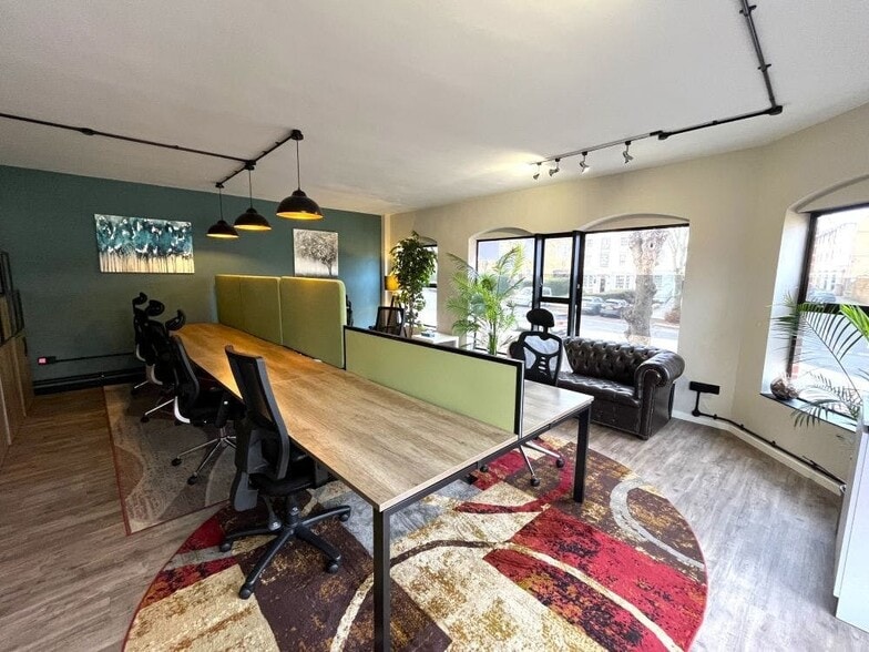 18-19 South Bar St, Banbury for lease - Building Photo - Image 2 of 41