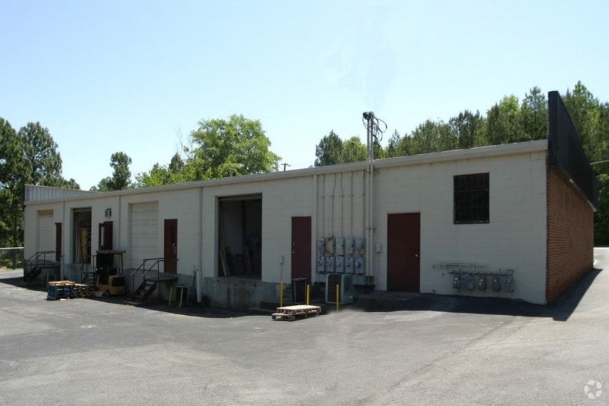 3550 Clarkston Industrial Blvd, Clarkston, GA for lease - Building Photo - Image 3 of 3