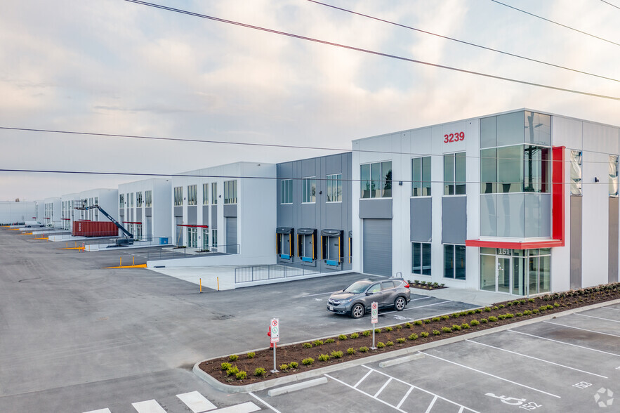 3239 No. 6 Rd, Richmond, BC for lease - Building Photo - Image 3 of 7