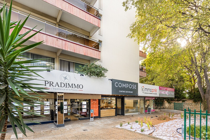 Office/Retail in Marseille for lease - Building Photo - Image 2 of 7