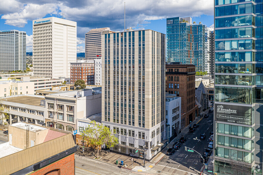 1700 Broadway, Oakland, CA for sale - Building Photo - Image 1 of 1