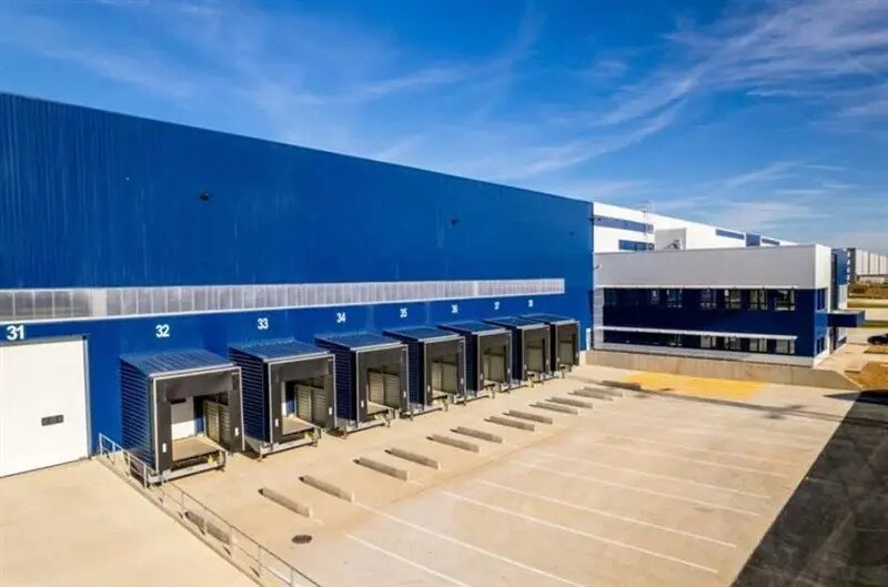 Industrial in Villenoy for lease Building Photo- Image 1 of 8