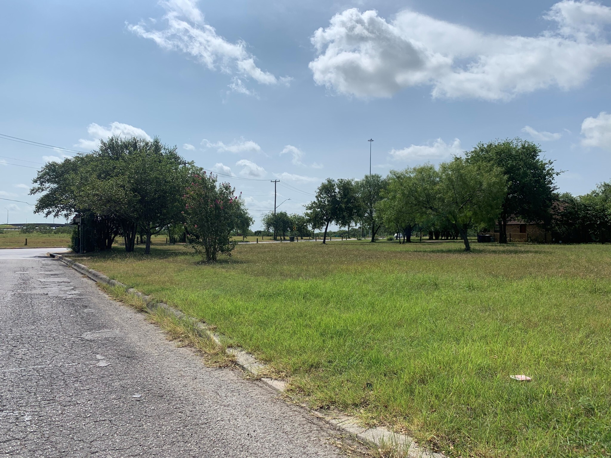 Goliad Rd, San Antonio, TX for sale Primary Photo- Image 1 of 1