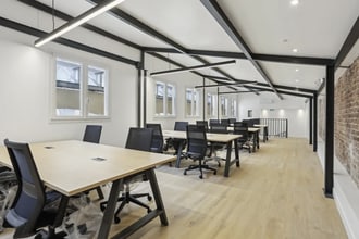 53 Passage Du Caire, Paris for lease Interior Photo- Image 2 of 11