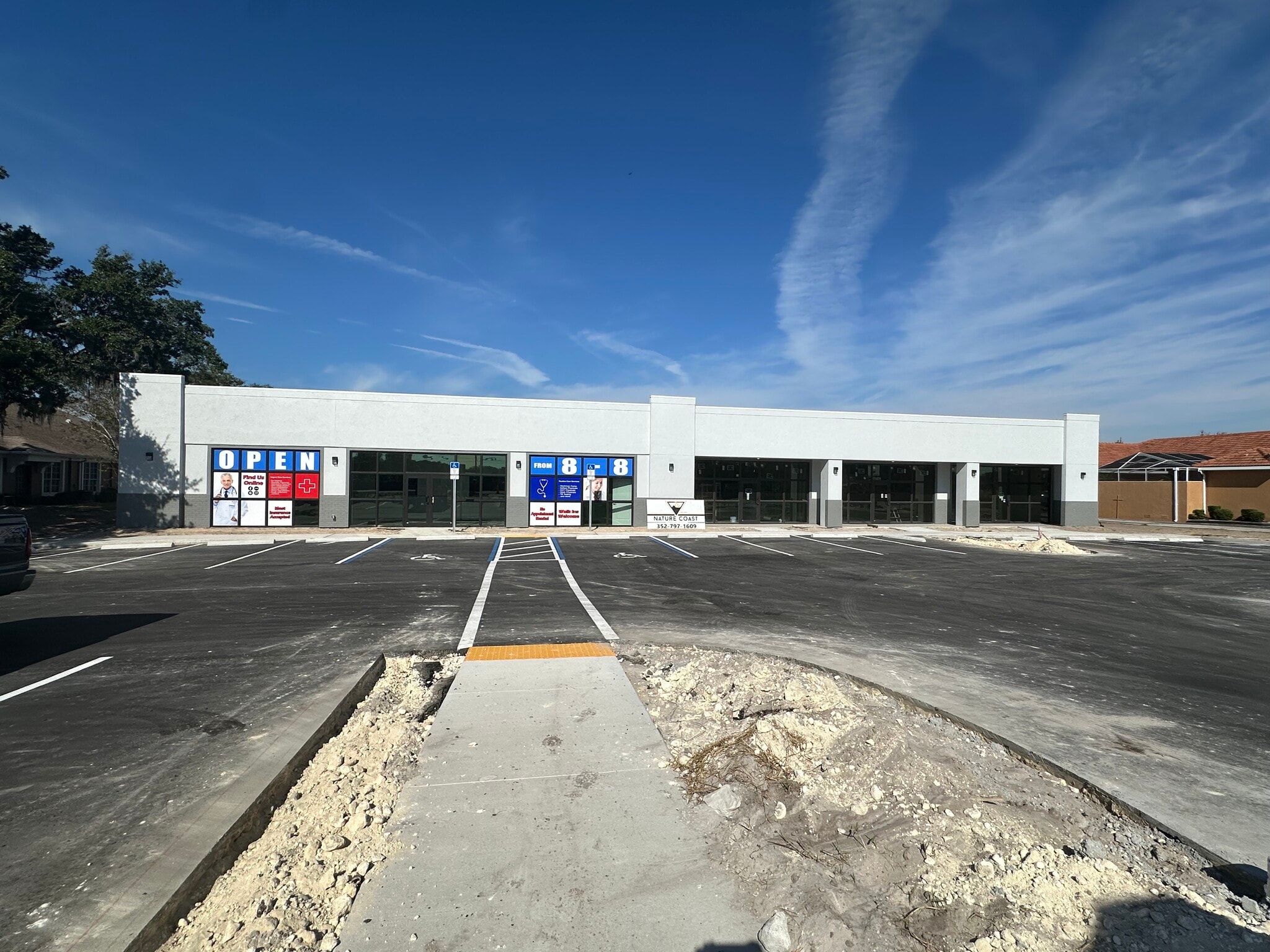 5491-5495 Commercial Way, Spring Hl, Spring Hill, FL for lease Primary Photo- Image 1 of 8