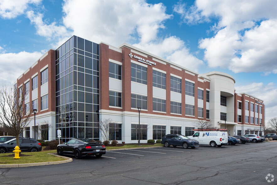 2601 Mission Point Blvd, Beavercreek, OH for lease - Building Photo - Image 1 of 3