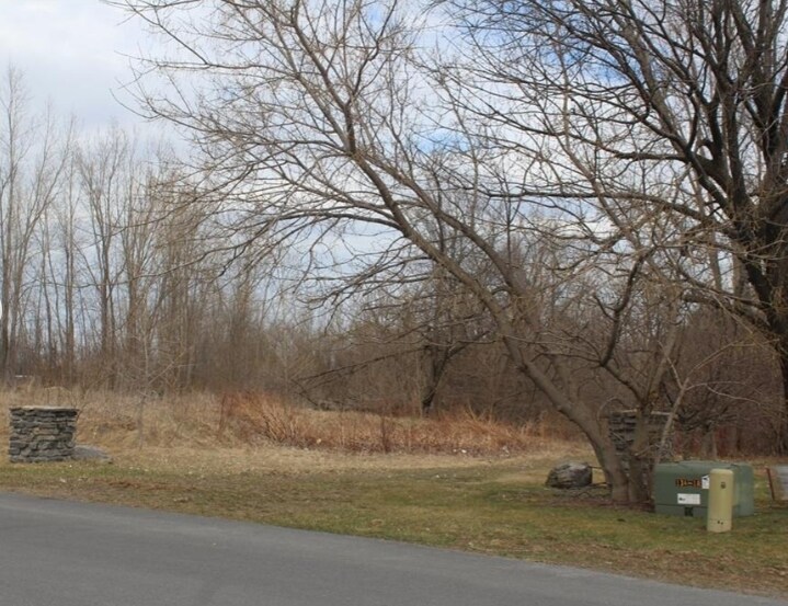 22080 Fabco Rd, Le Ray, NY for sale - Primary Photo - Image 1 of 1