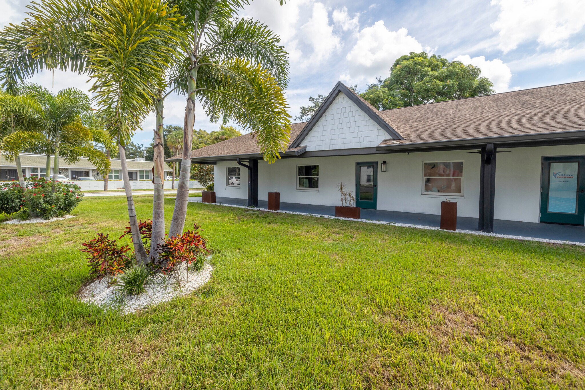 1811 Dr Martin Luther King Jr St N, Saint Petersburg, FL for sale Building Photo- Image 1 of 1