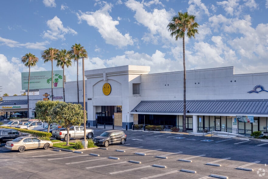 26640 Western Ave, Harbor City, CA for lease - Primary Photo - Image 1 of 7