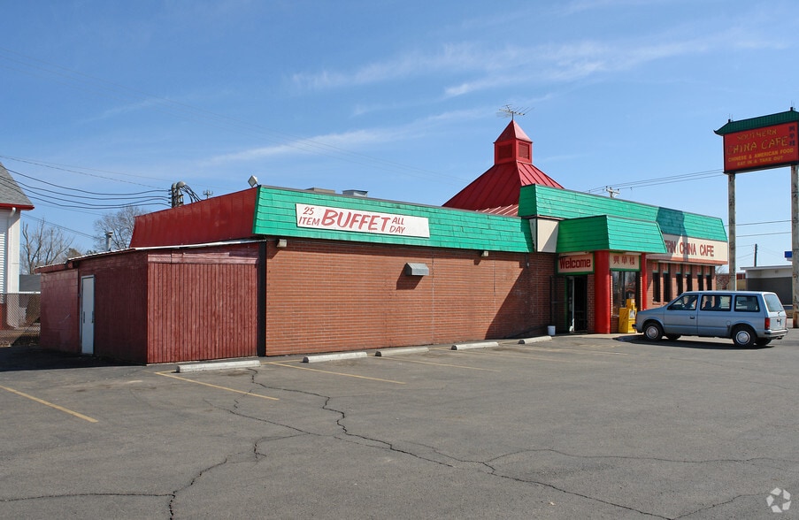 1416 Division St W, Faribault, MN for sale - Building Photo - Image 2 of 2