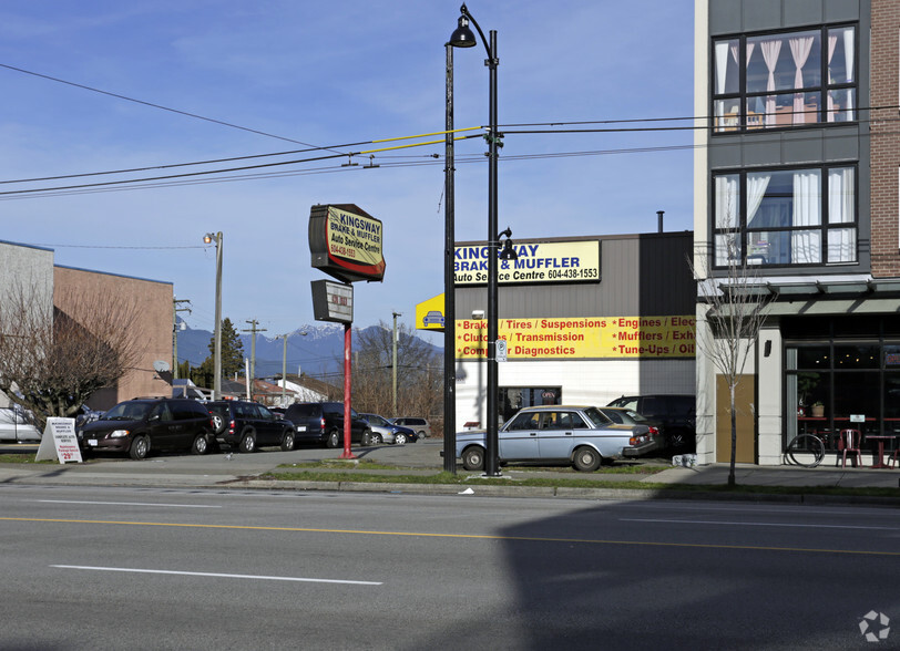 2219 Kingsway, Vancouver, BC for sale - Building Photo - Image 3 of 6