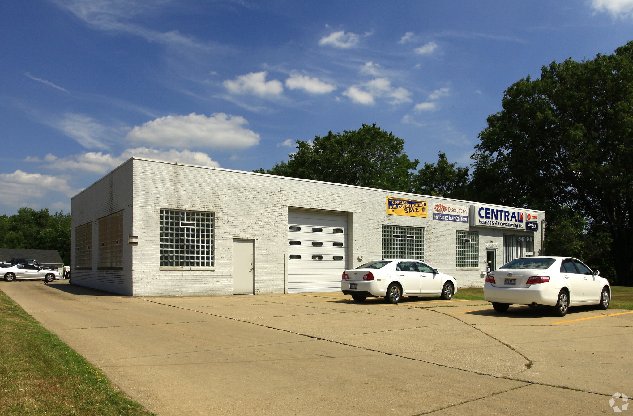 243 Richmond Rd, Cleveland, OH for sale Primary Photo- Image 1 of 1