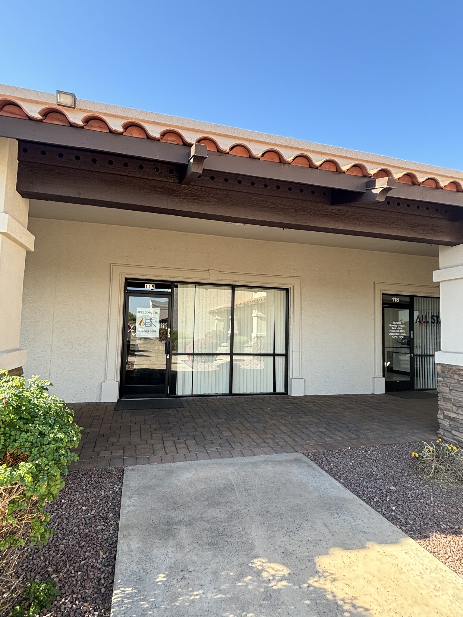 2815 S Alma School Rd, Mesa, AZ for lease Building Photo- Image 1 of 9