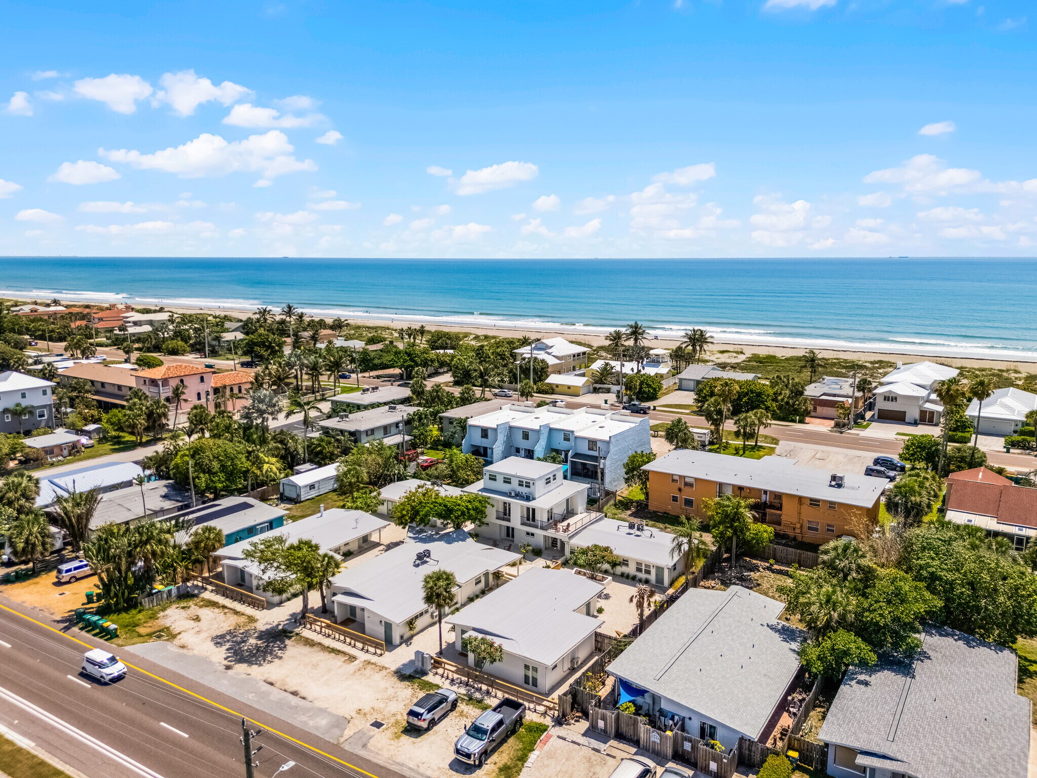 625-641 S Orlando Ave, Cocoa Beach, FL for sale Primary Photo- Image 1 of 1