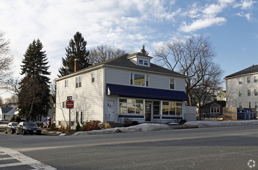 130 Hamilton St, Worcester, MA for lease - Primary Photo - Image 1 of 2