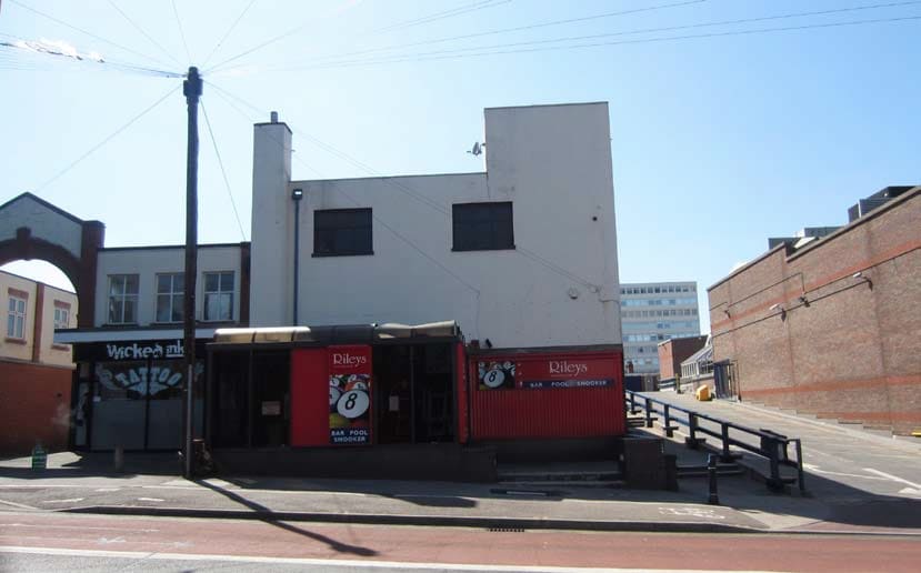 1A Throwley Way, Sutton for sale - Primary Photo - Image 1 of 1