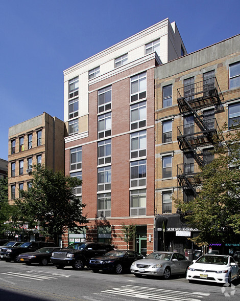 2791 Frederick Douglass Blvd, New York, NY for lease - Building Photo - Image 1 of 2