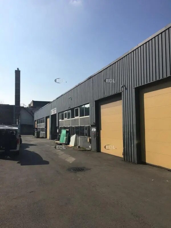 Flex in Bobigny for lease Building Photo- Image 1 of 3
