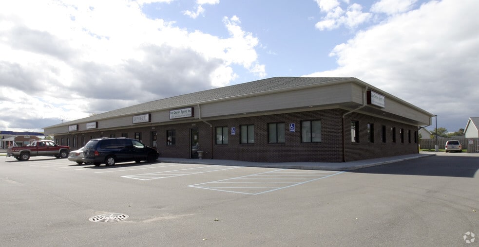 6983-6989 S Division Ave, Grand Rapids, MI for lease - Building Photo - Image 2 of 3