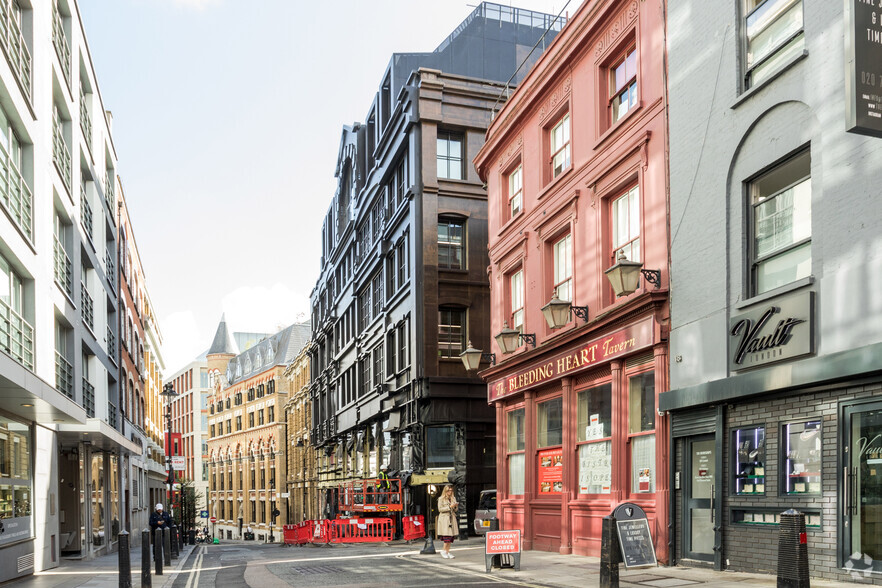 8 Bleeding Heart Yard, London for sale - Building Photo - Image 1 of 1