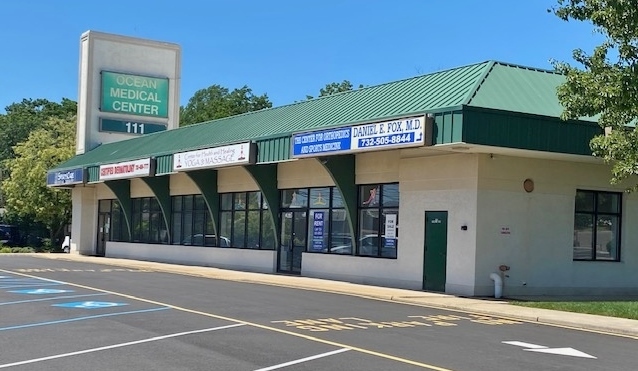 111 W Water St, Toms River, NJ for lease - Building Photo - Image 1 of 8