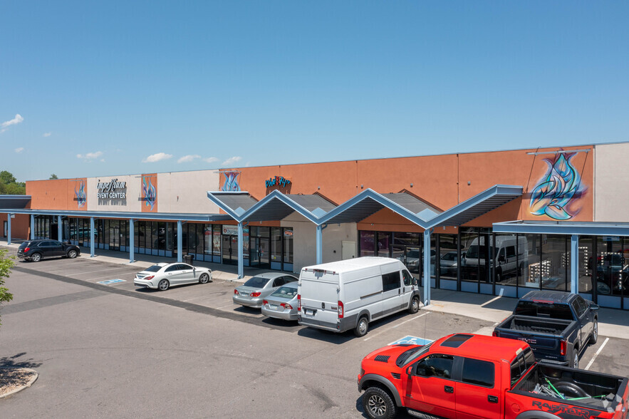 3001-3055 W 74th Ave, Westminster, CO for lease - Building Photo - Image 3 of 16