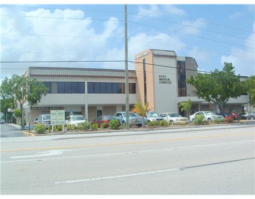 5333 N Dixie Hwy, Oakland Park, FL for sale - Building Photo - Image 1 of 1