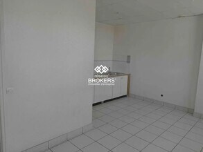 Office in Champigny-sur-Marne for lease Interior Photo- Image 2 of 5