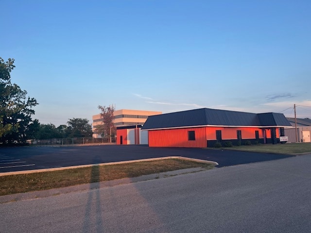 1313 Newton Ave, Evansville, IN for lease - Building Photo - Image 3 of 8