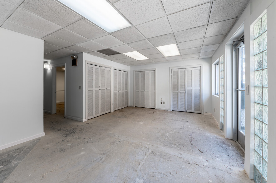 231 Walnut St, Morgantown, WV for lease - Interior Photo - Image 3 of 8