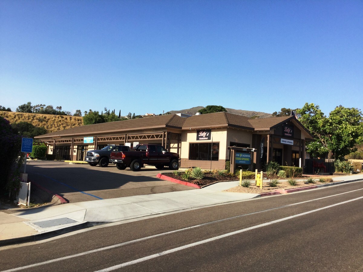 2806 Alpine Blvd, Alpine, CA 91901