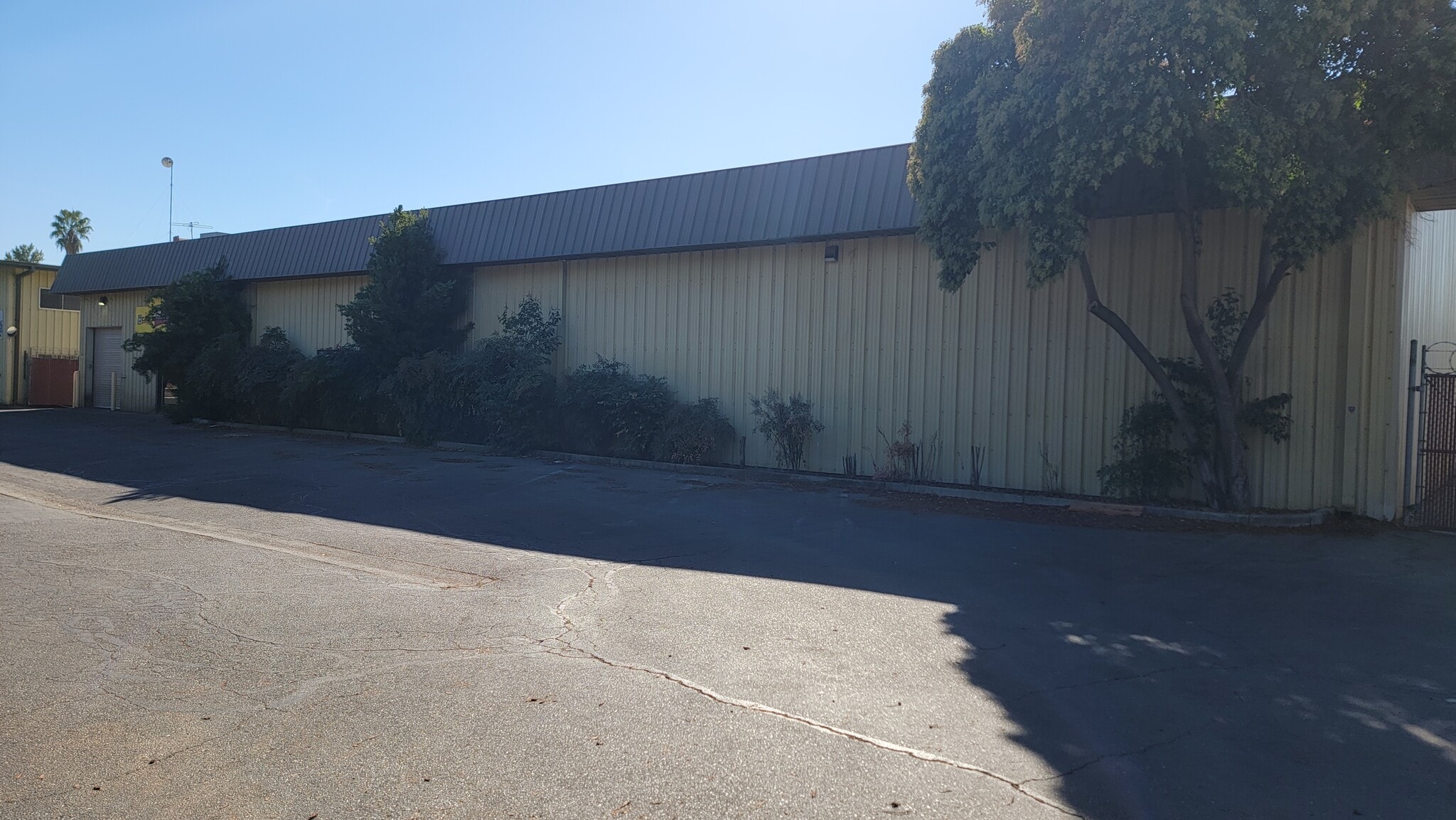 2612 Woodland Ave, Modesto, CA for lease Building Photo- Image 1 of 3