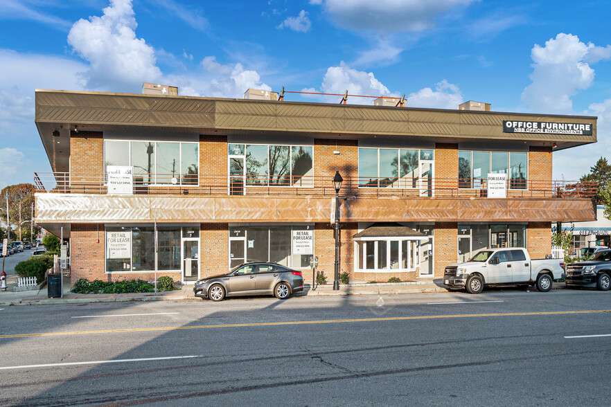 81-83 E Main St, Elmsford, NY for lease - Building Photo - Image 1 of 32