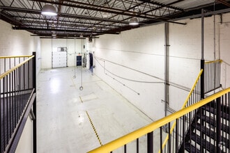 2403-2467 Rue Guénette, Saint-Laurent, QC for lease Interior Photo- Image 2 of 3