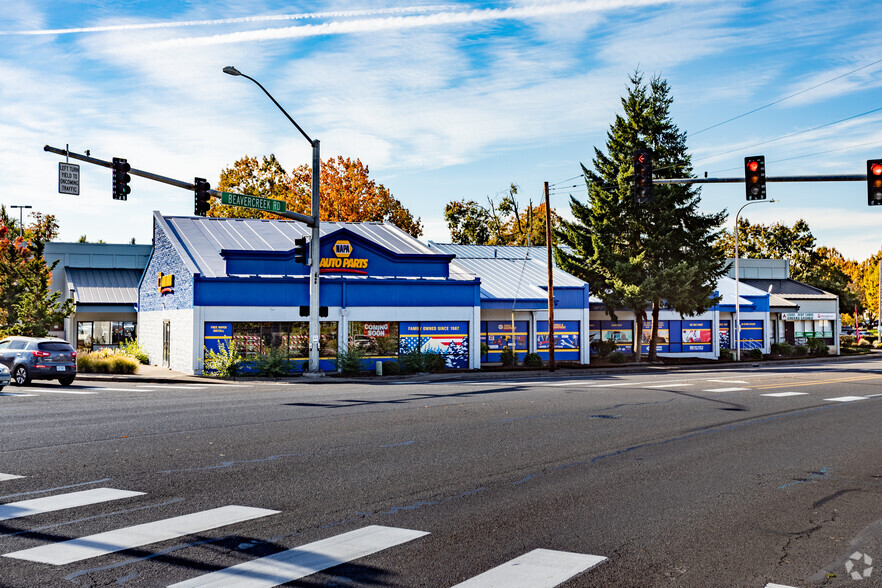 1811-1839 Molalla Ave, Oregon City, OR for lease - Building Photo - Image 2 of 6