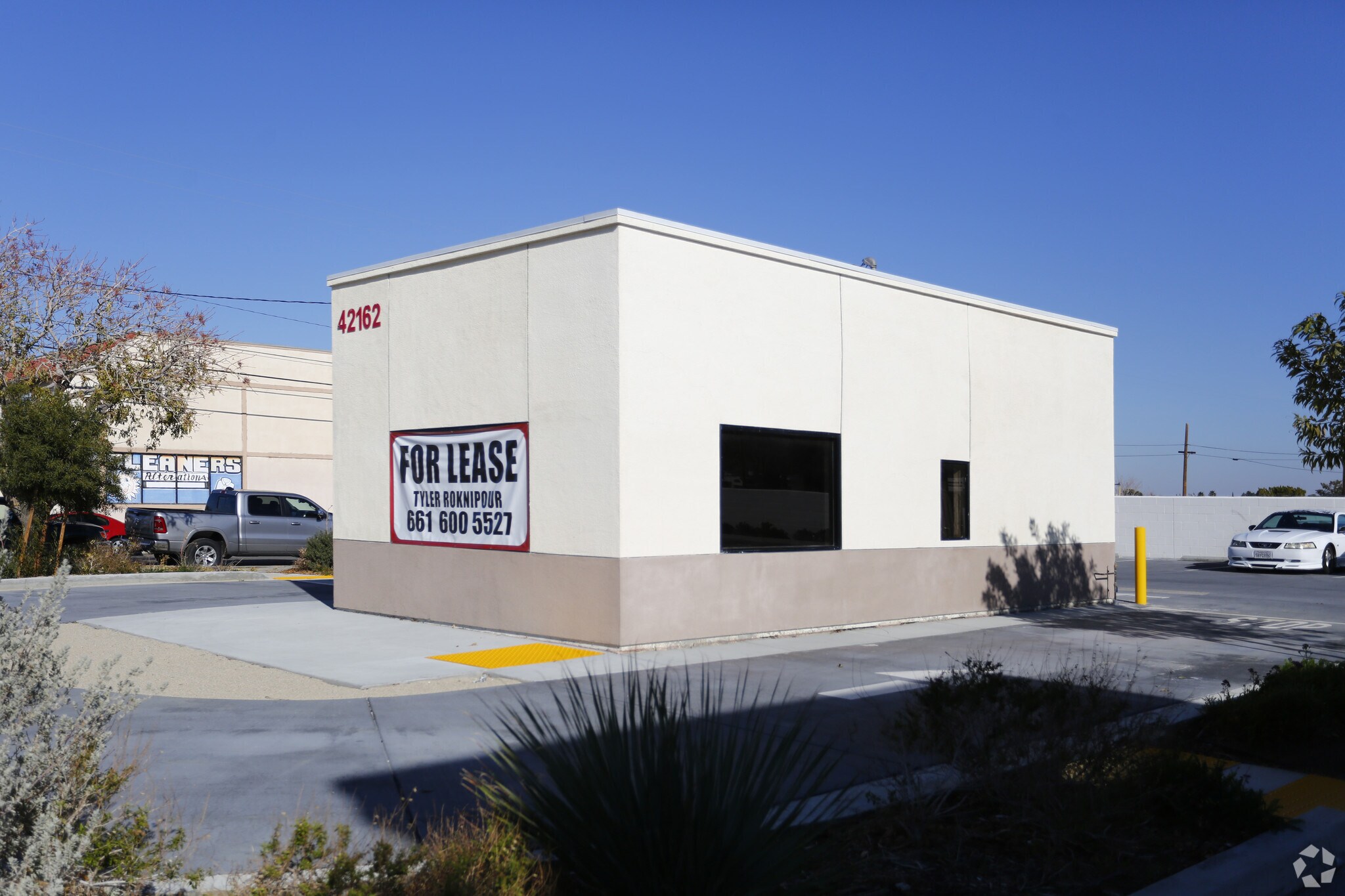 45162 50th St W, Lancaster, CA for sale Primary Photo- Image 1 of 1